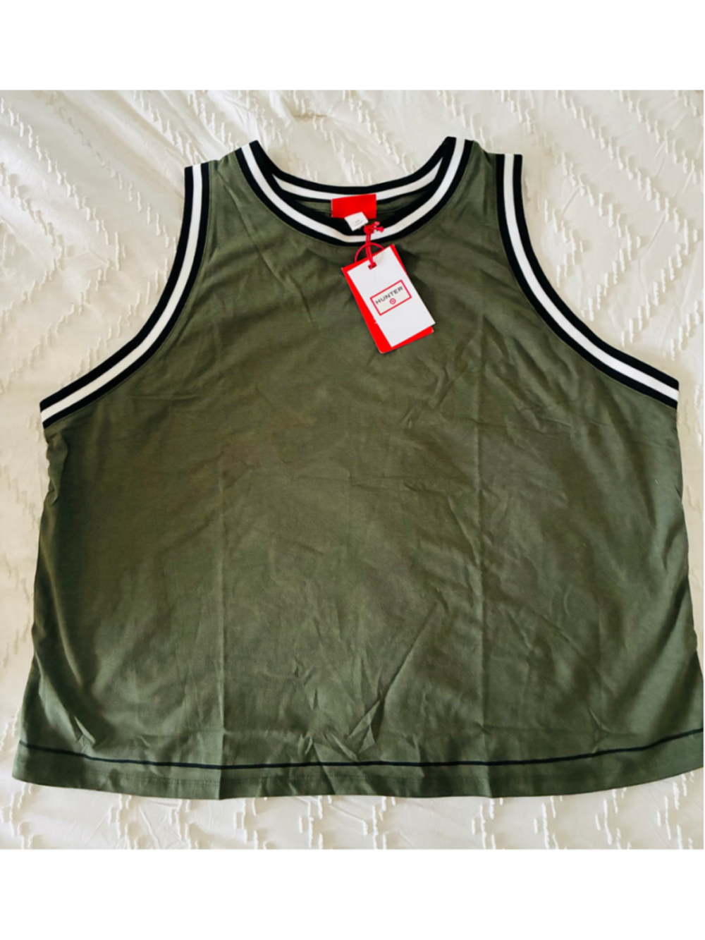 Hunter Tank Top women Size 1X Olive Green Black Trim